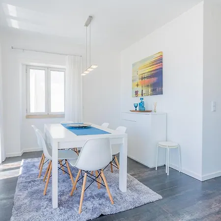 Apartamento T4 Luís Nazaré