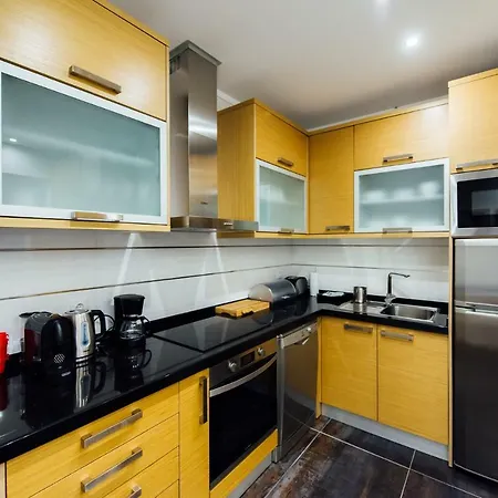 Apartment T4 Luis Nazare