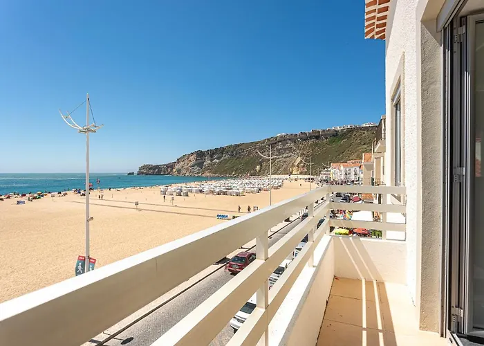 T4 Luis Назаре