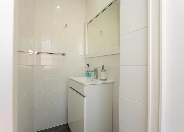 Апартаменты T4 Luis Назаре