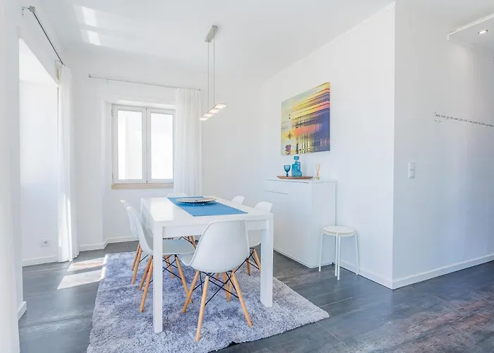 Апартаменты T4 Luis Назаре