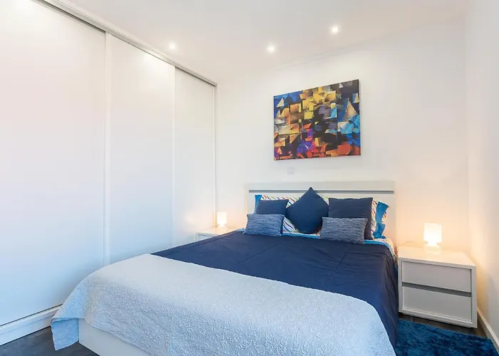 T4 Luis Назаре