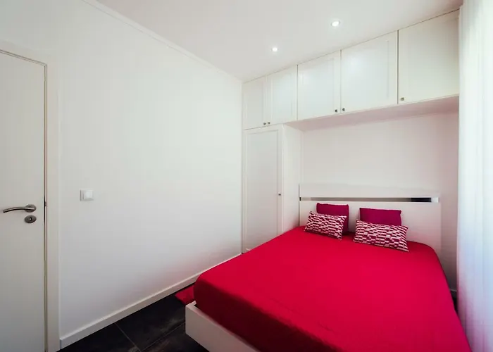 T4 Luis Апартаменты *