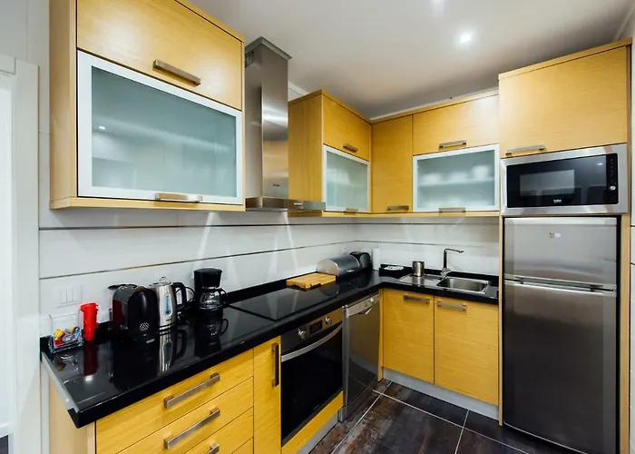 Апартаменты T4 Luis Назаре